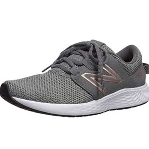 New Balance Women's Fresh Foam Vero Racer V1 Running Shoe